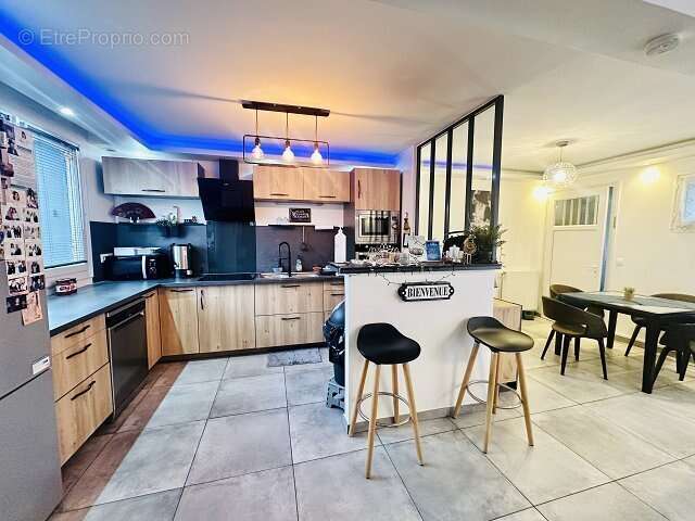 Maison à BONNEUIL-SUR-MARNE