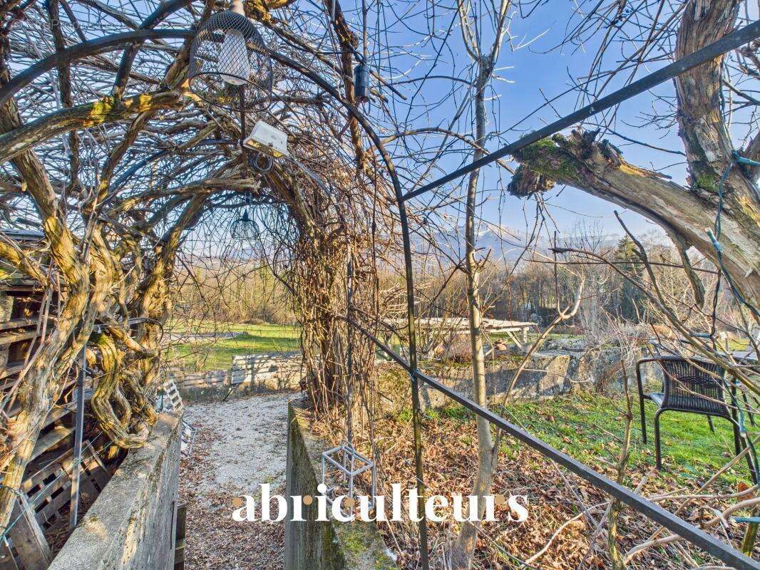 Ancien corps de ferme rénové avec vue panoramique en vente à  Charvonnex Annecy (74370) - photo 13