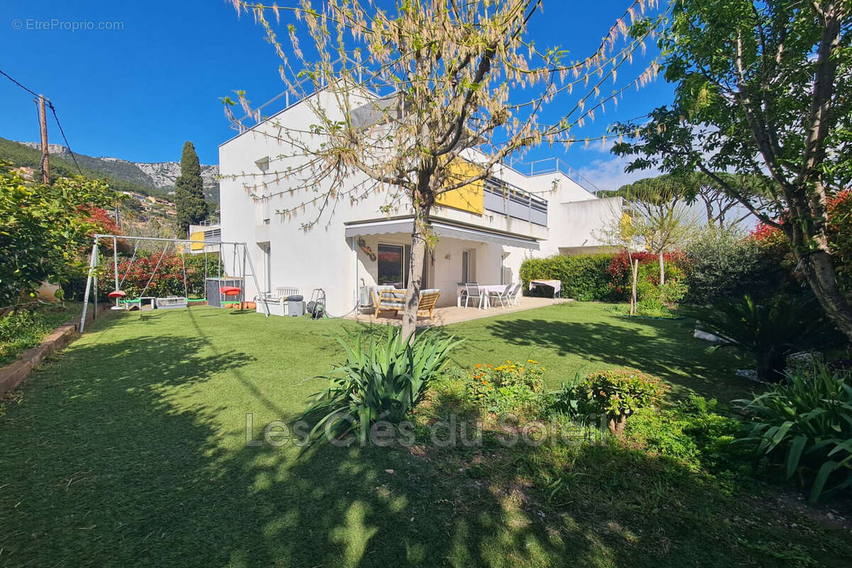 Appartement à LA VALETTE-DU-VAR