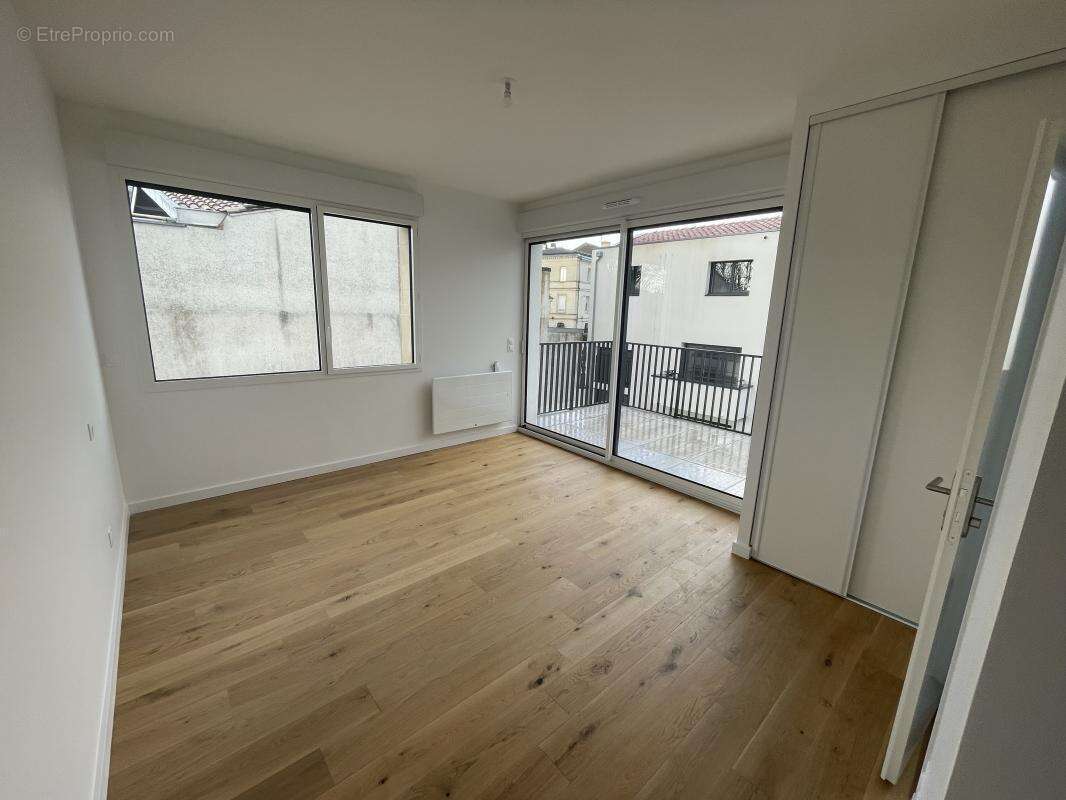 Appartement à BORDEAUX