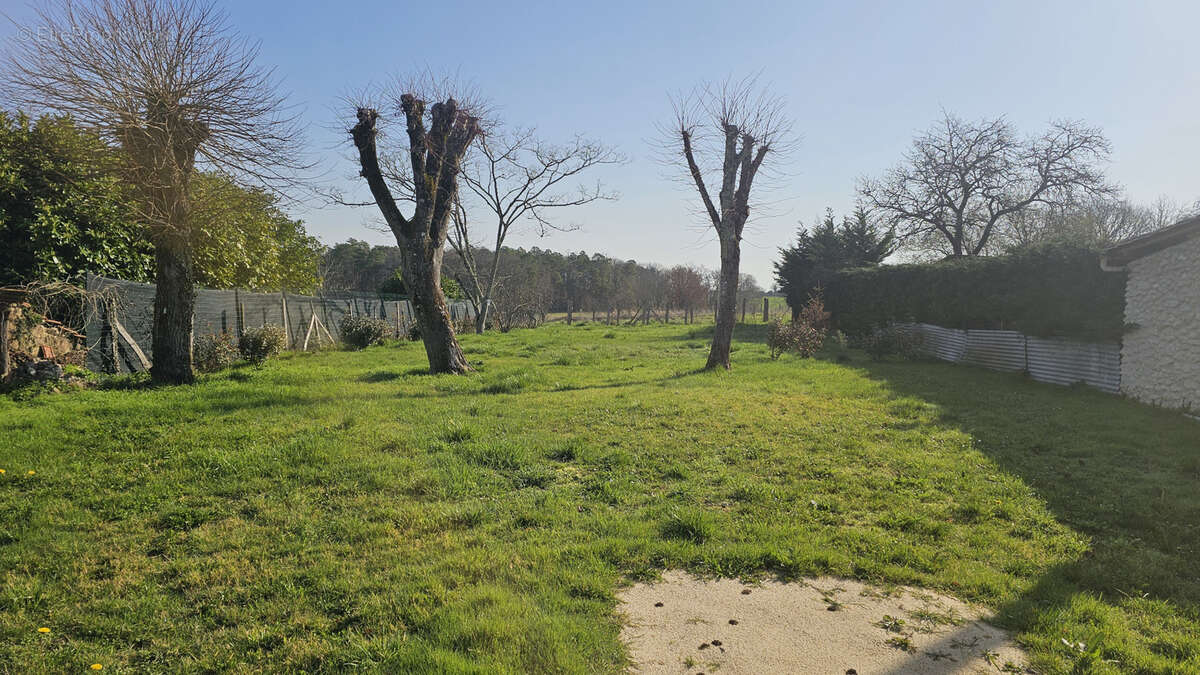 Maison à TOCANE-SAINT-APRE
