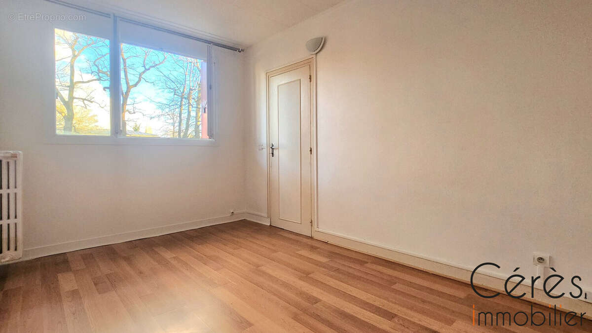 Appartement à LIVRY-GARGAN