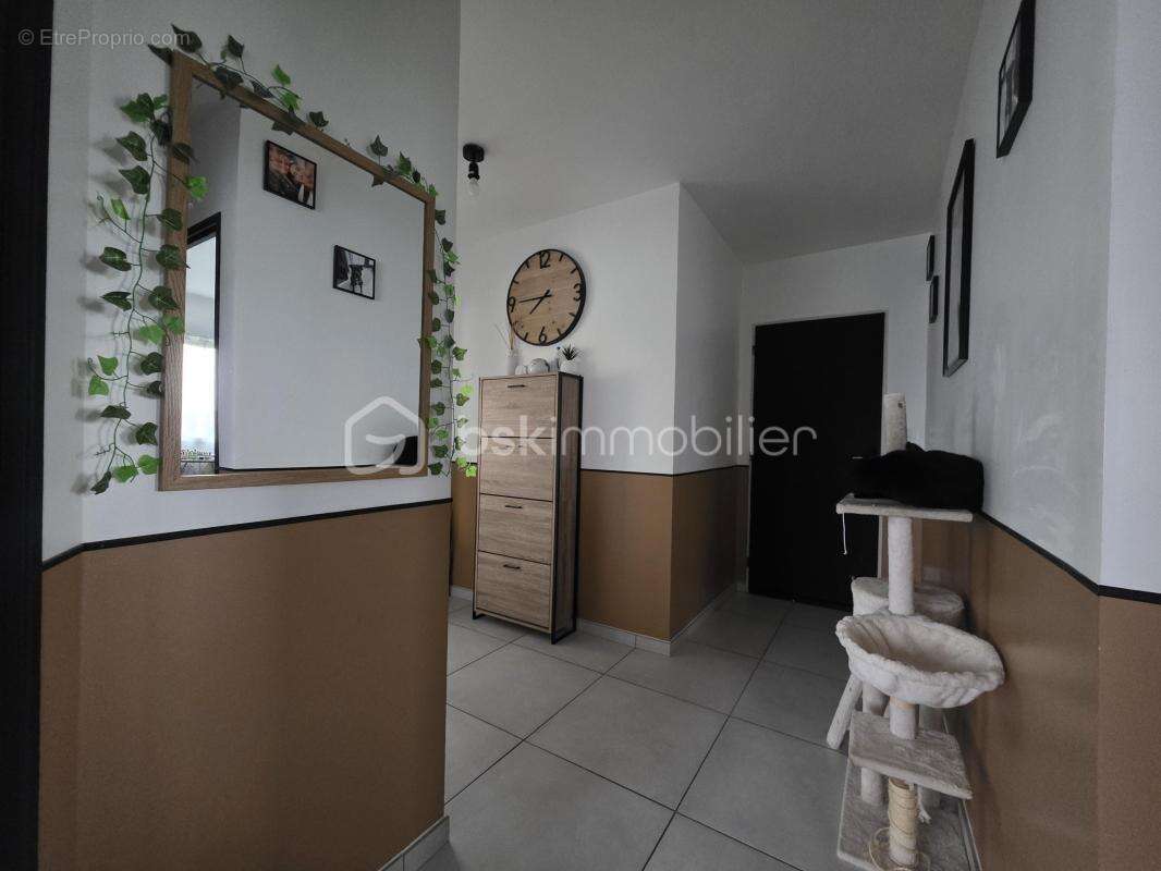 Maison à MONTBARTIER