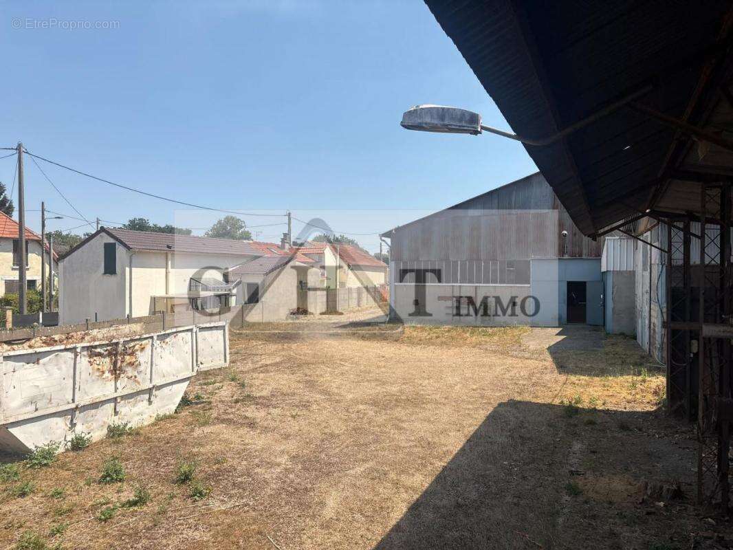 Entrepôt indépendant – 961 m² – dammarie-les-lys (77) - photo 13