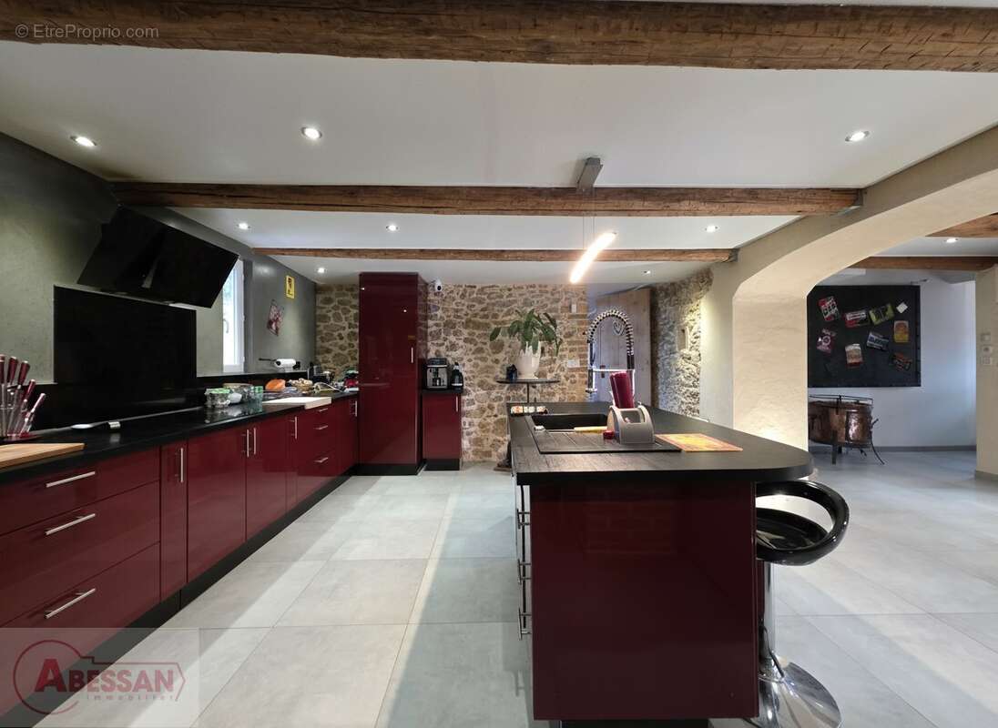 Maison à QUISSAC