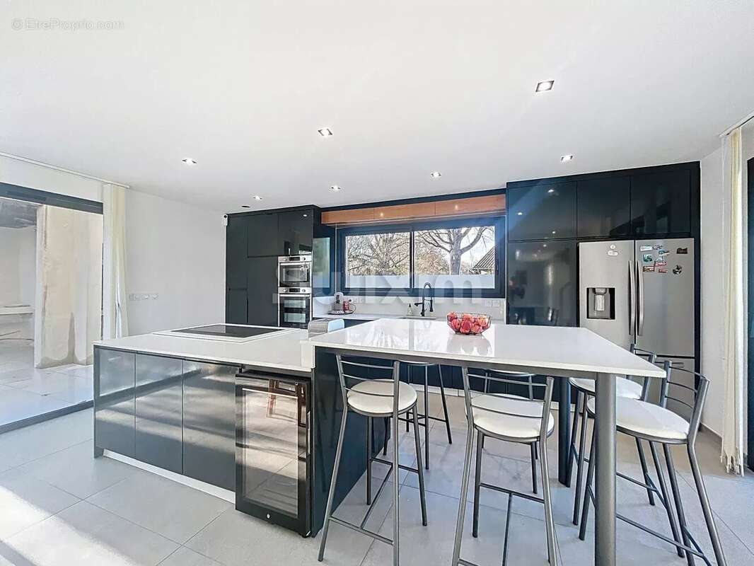 Maison à VILLARS-LES-DOMBES