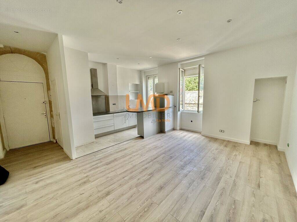 Appartement à NIMES