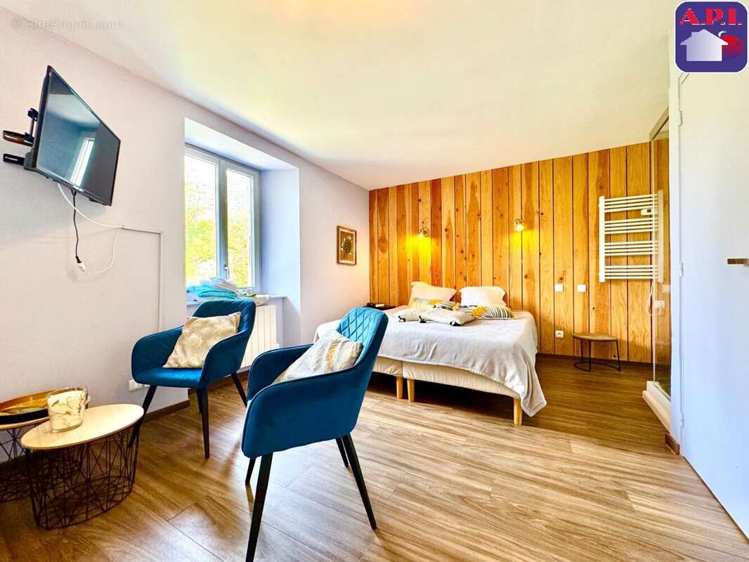 Appartement à USSAT