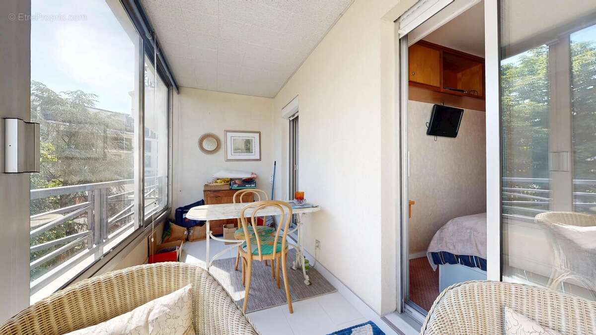 Appartement à LE RAINCY