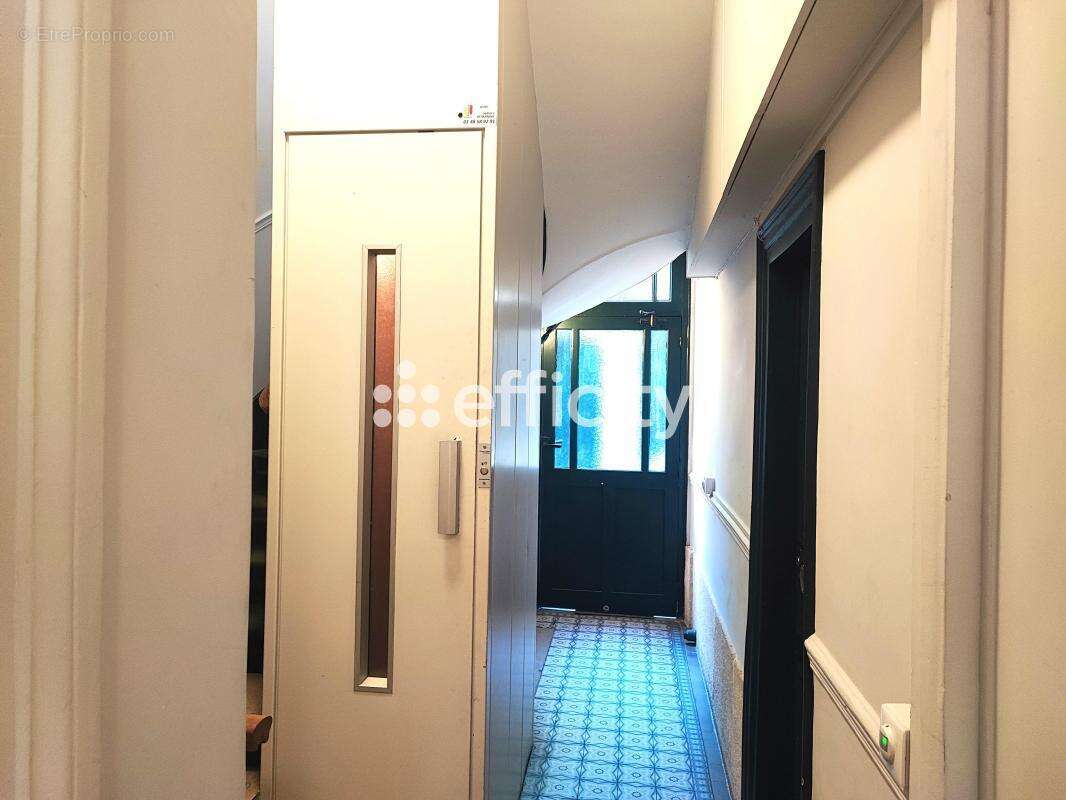 Appartement à PARIS-6E