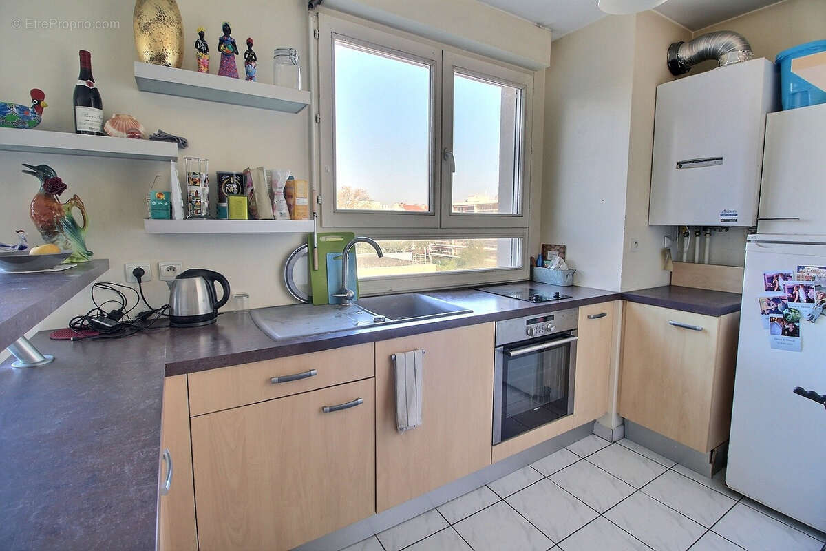 Appartement à LYON-8E