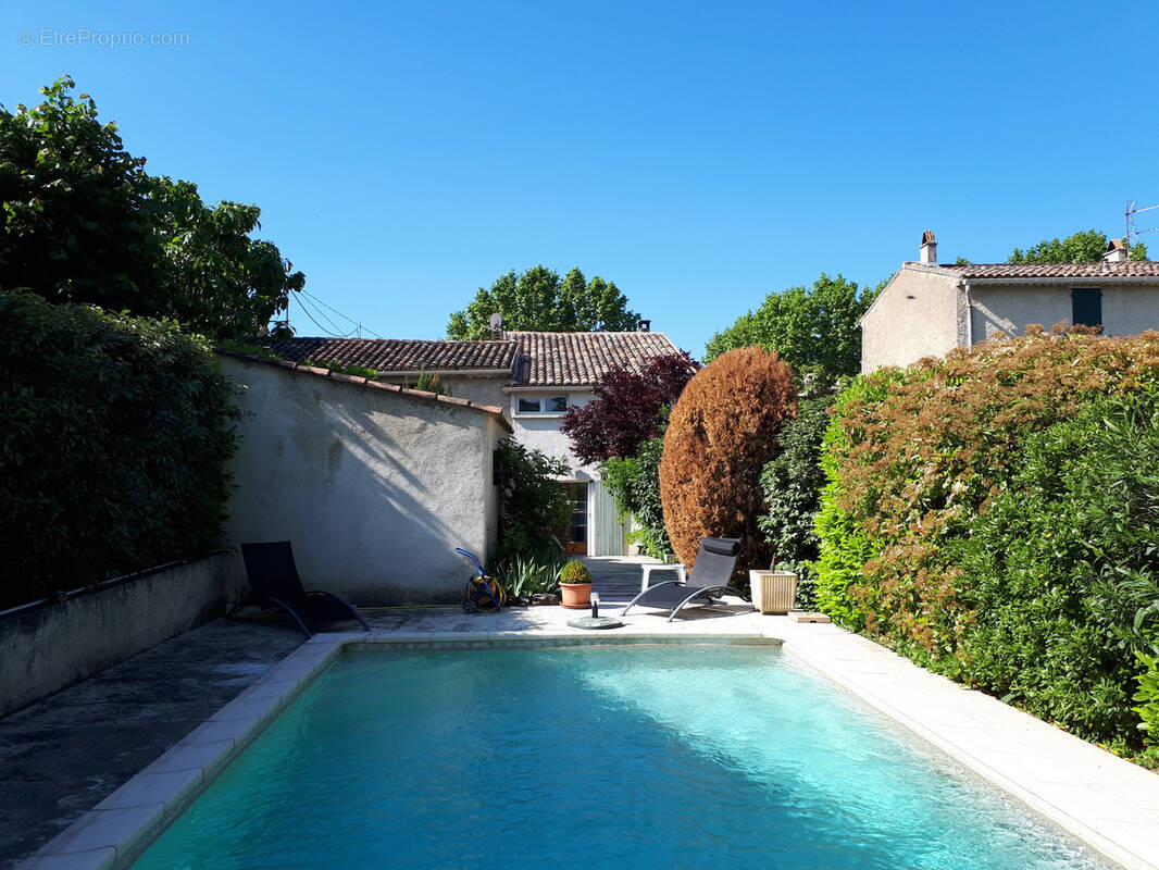 Maison à LA ROQUE-D'ANTHERON