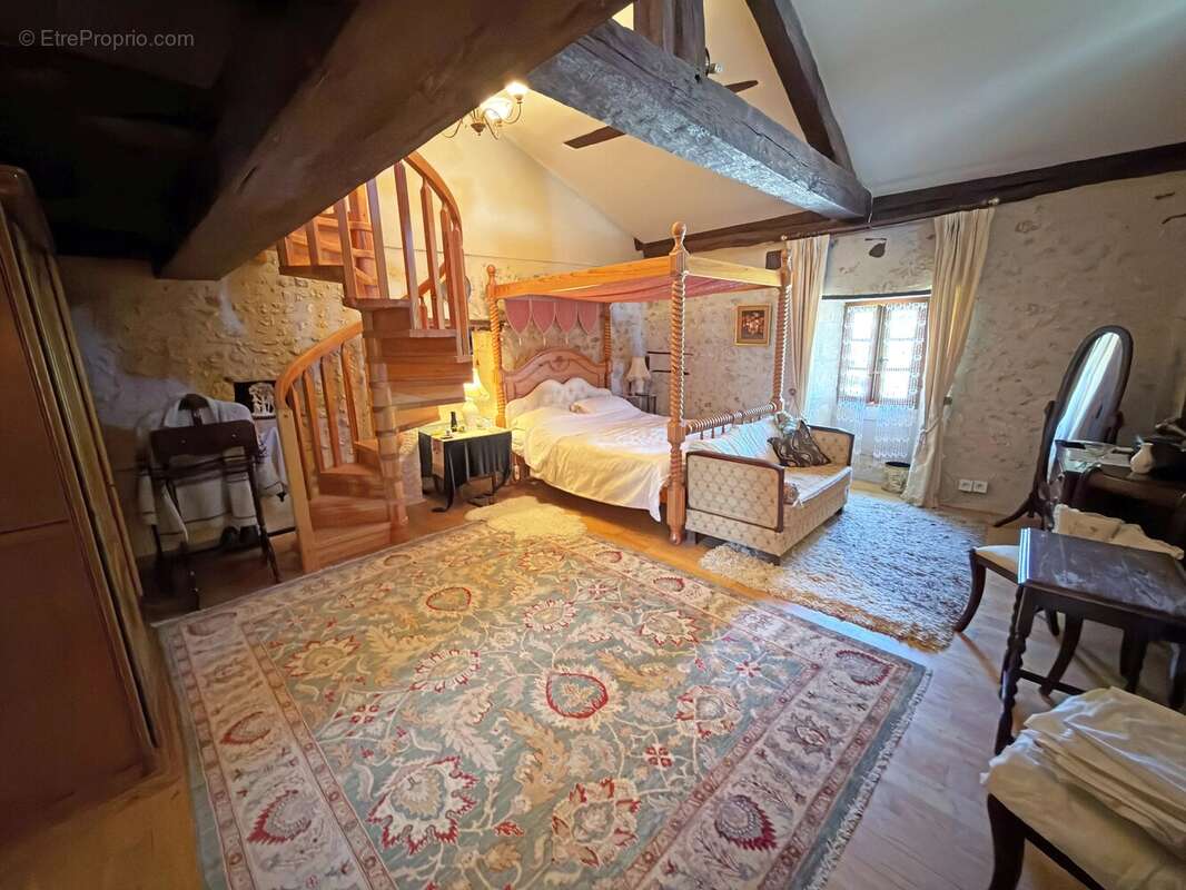 Maison à RIBERAC