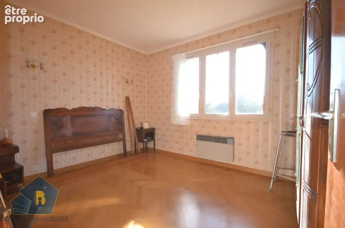Maison 96 m² à Boussac  - photo 4