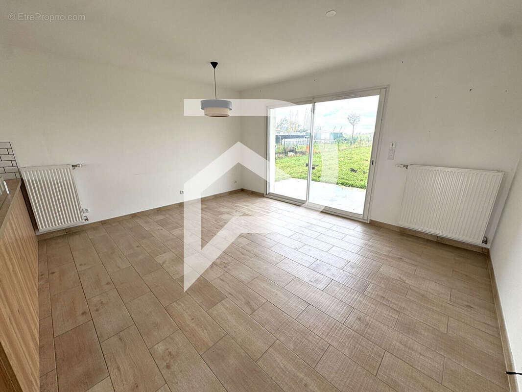 Maison à BAILLEAU-L&#039;EVEQUE