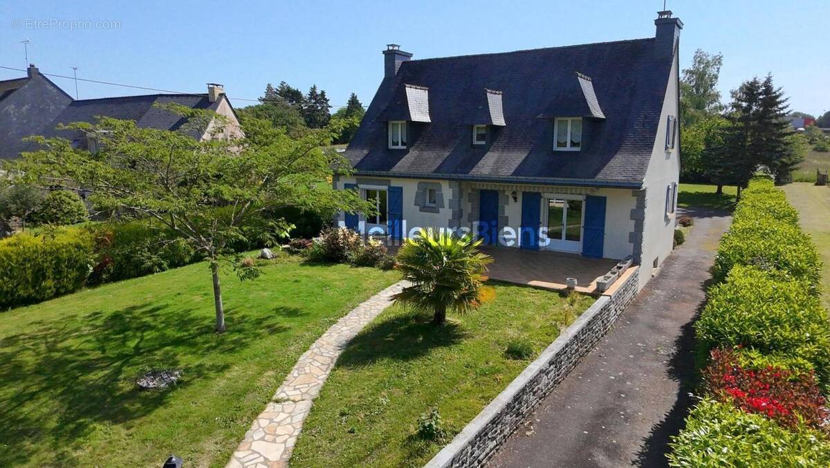 Maison à LA GACILLY