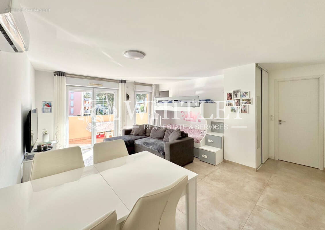 Appartement à FREJUS