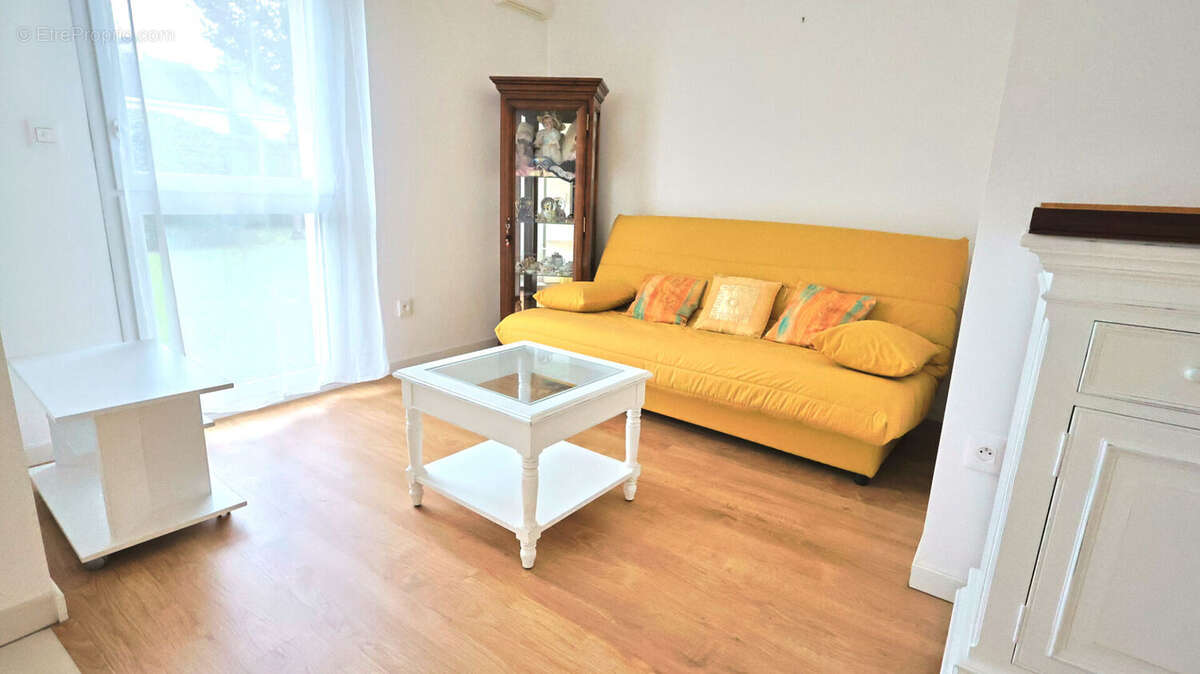 Grand T2  de 59m² récent avec jardin - Secteur Facultés/Hippodrome - photo 2
