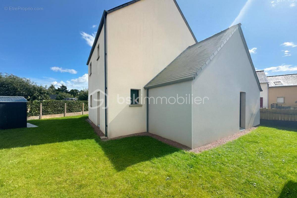 Maison à PLEUMELEUC