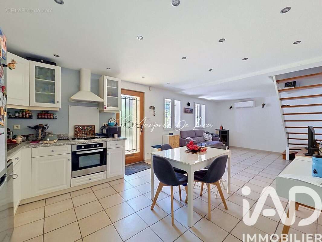 Photo 3 - Maison à MARSEILLE-13E