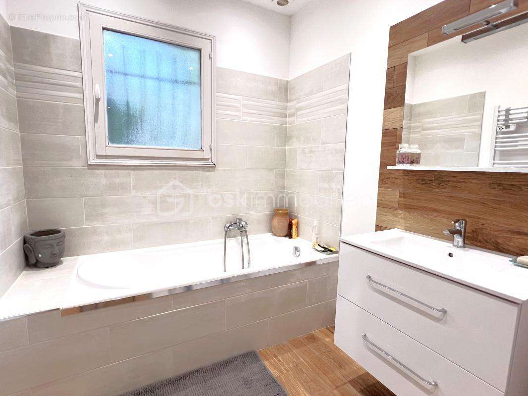 Maison à SAINT-PAUL-EN-FORET