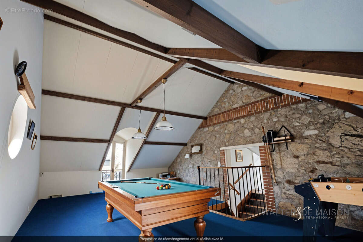 Maison à SAINT-REMY-LES-CHEVREUSE