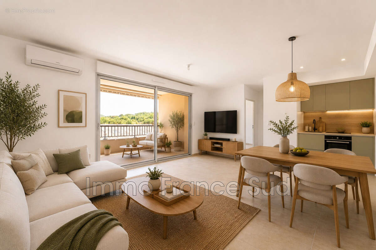 Appartement à LA GARDE-FREINET