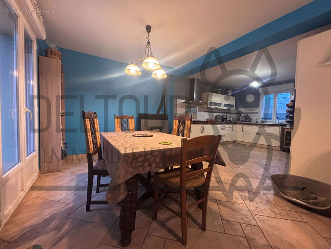 Maison à FAREMOUTIERS