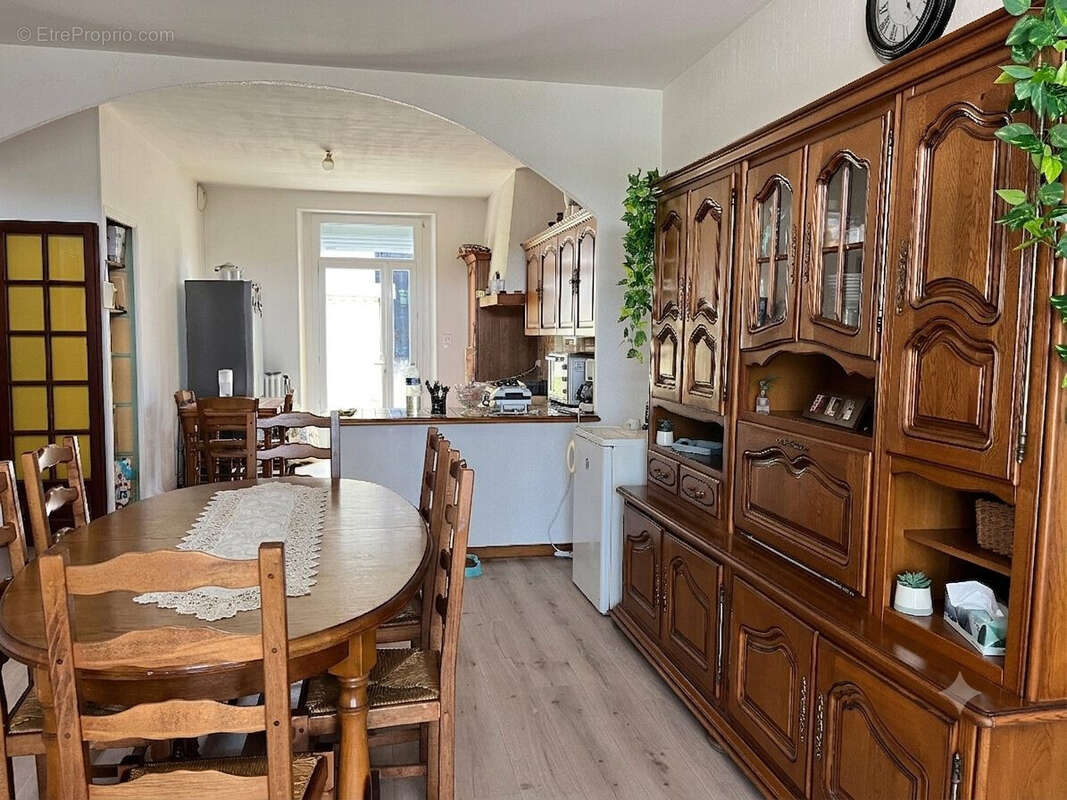 Maison à RAZAC-SUR-L'ISLE