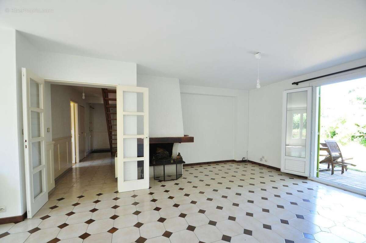 Maison 115 m² à Chelles  - photo 4