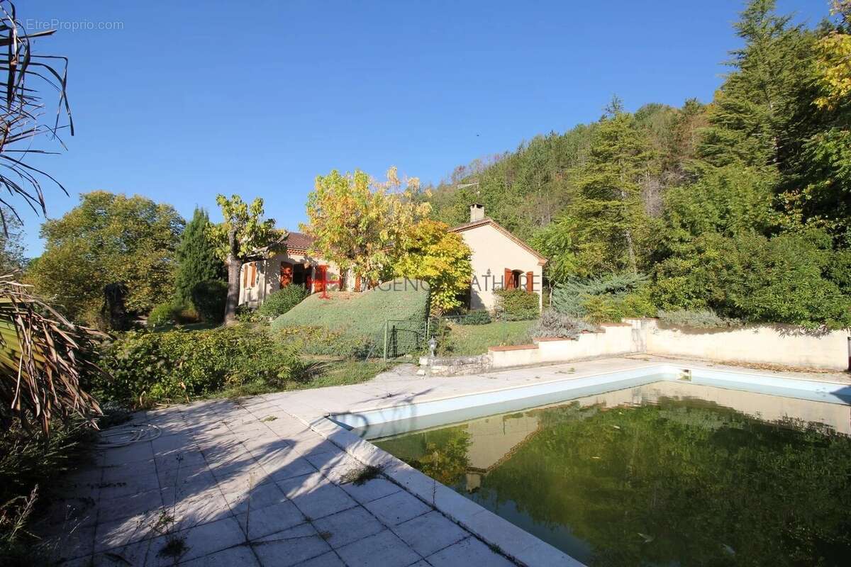 Maison à CASTELNAU-DE-LEVIS