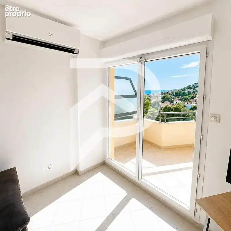 Appartement T3 lumineux avec vue mer,terrasse et box. - photo 4