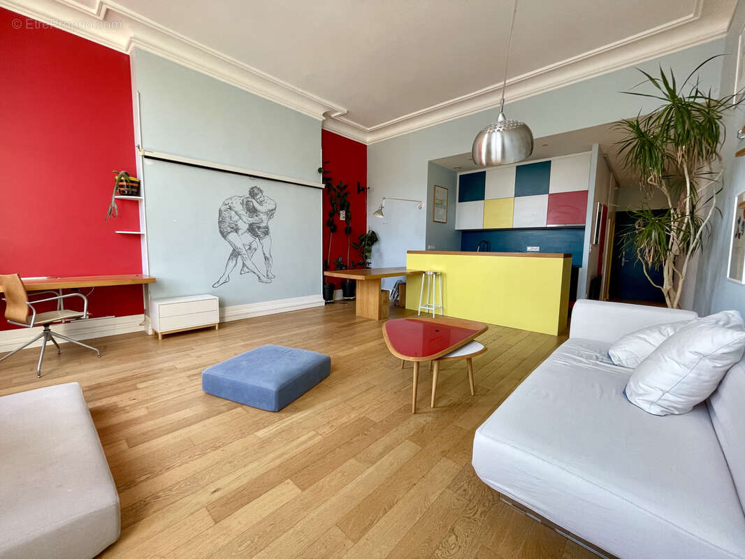 Appartement à BORDEAUX