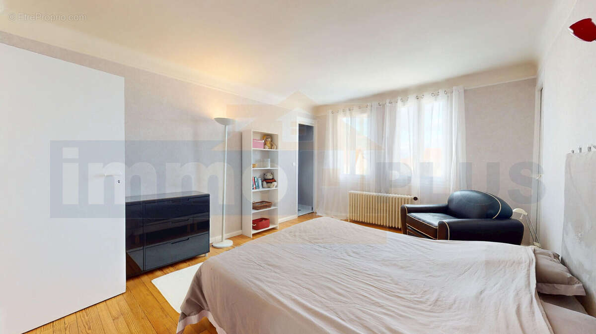 Maison à BOIS-D'ARCY