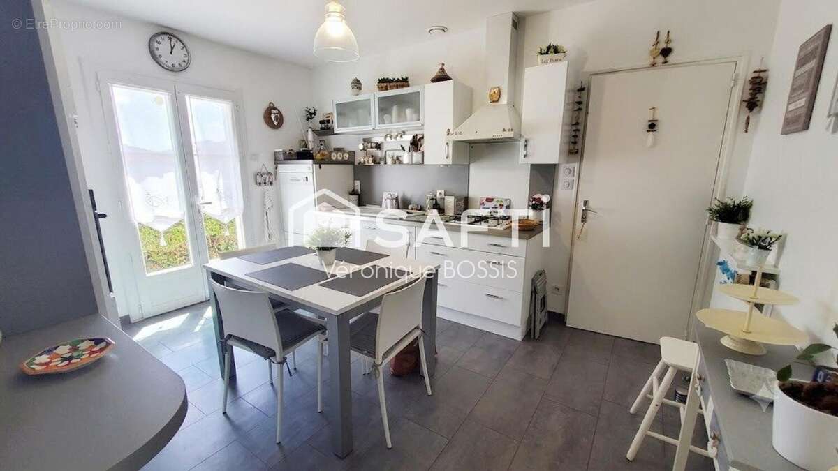 Maison 87 m² à La Roche-Sur-Yon  - photo 9