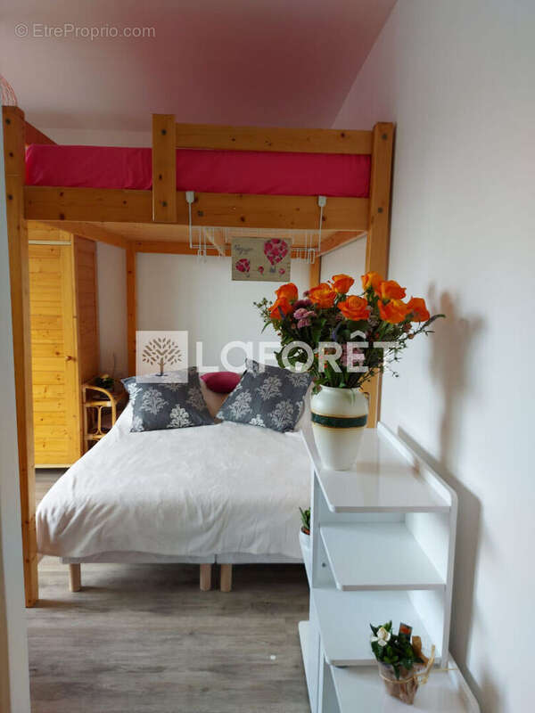 Appartement à PARIS-20E