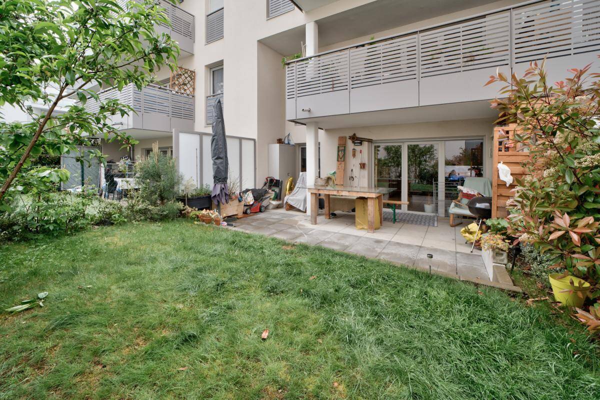 Appartement à SAINT-GENIS-POUILLY