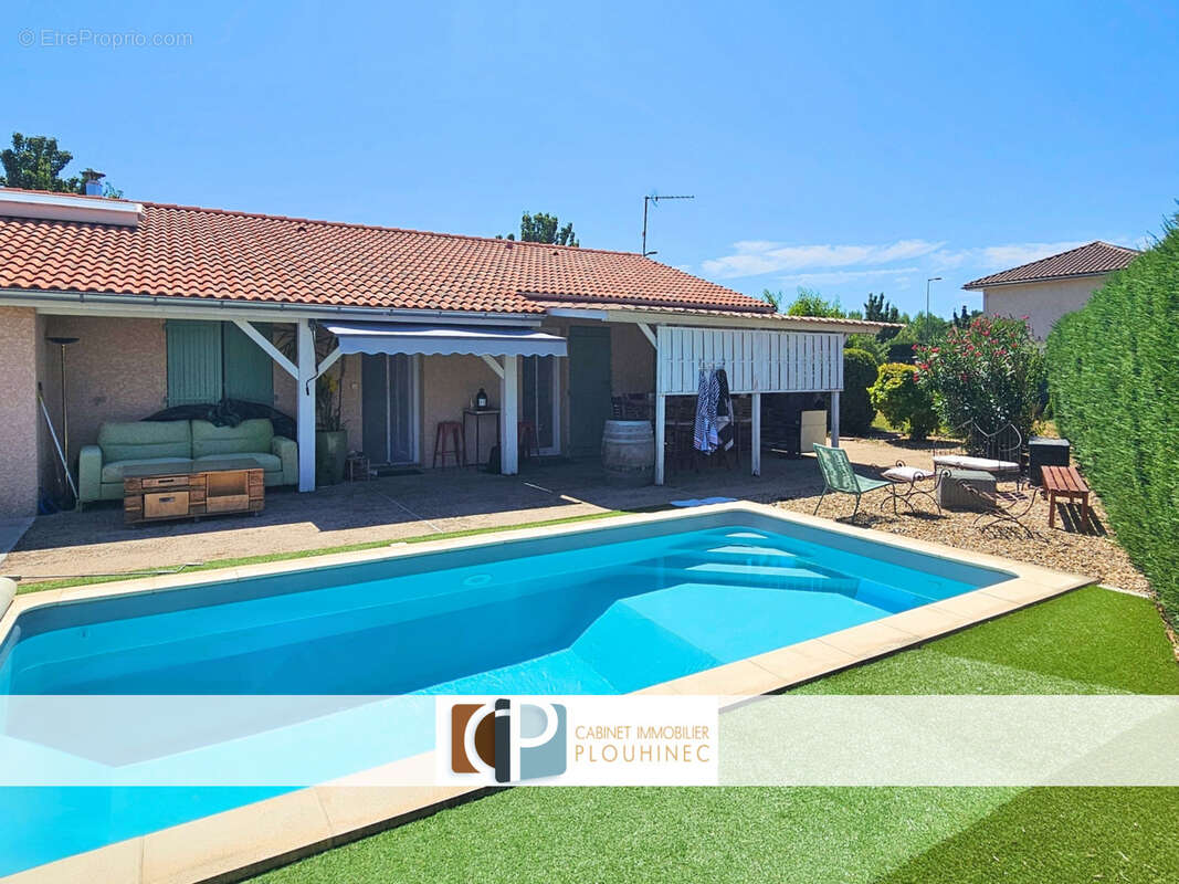 Maison de plain pied avec piscine. - photo 2