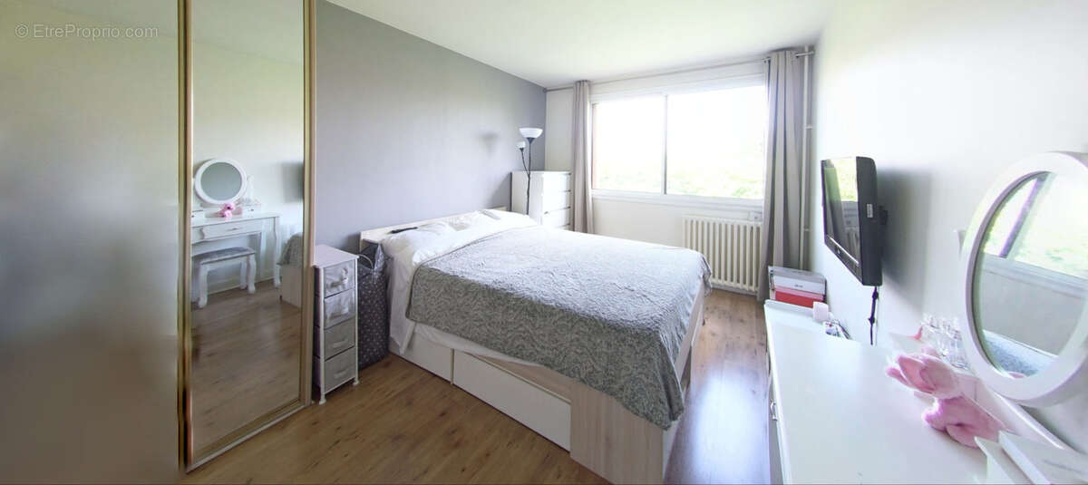 Appartement à ENGHIEN-LES-BAINS