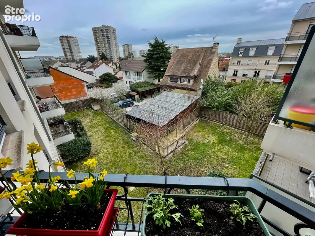 Drancy - appartement F3 de 57m² avec balcon proche centre-ville - faibles charges - photo 3