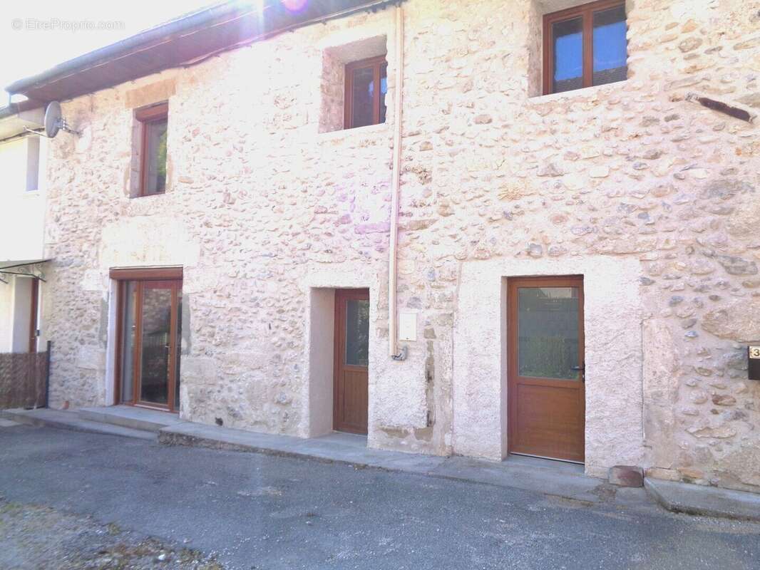 Maison à SAINT-JOSEPH-DE-RIVIERE