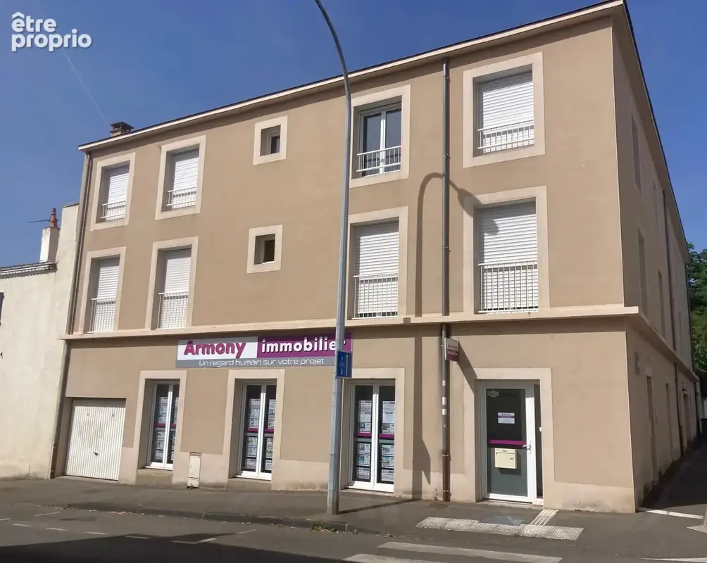 Photo Commerce à La Roche-Sur-Yon au prix de 137 900€