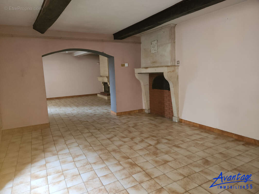 Maison à NAIVES-ROSIERES