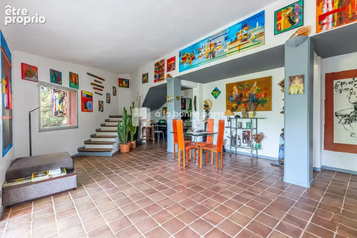 Maison 6 pièces 217 m² à vendre à Le Puy-Sainte-Reparade (13610) - photo 9
