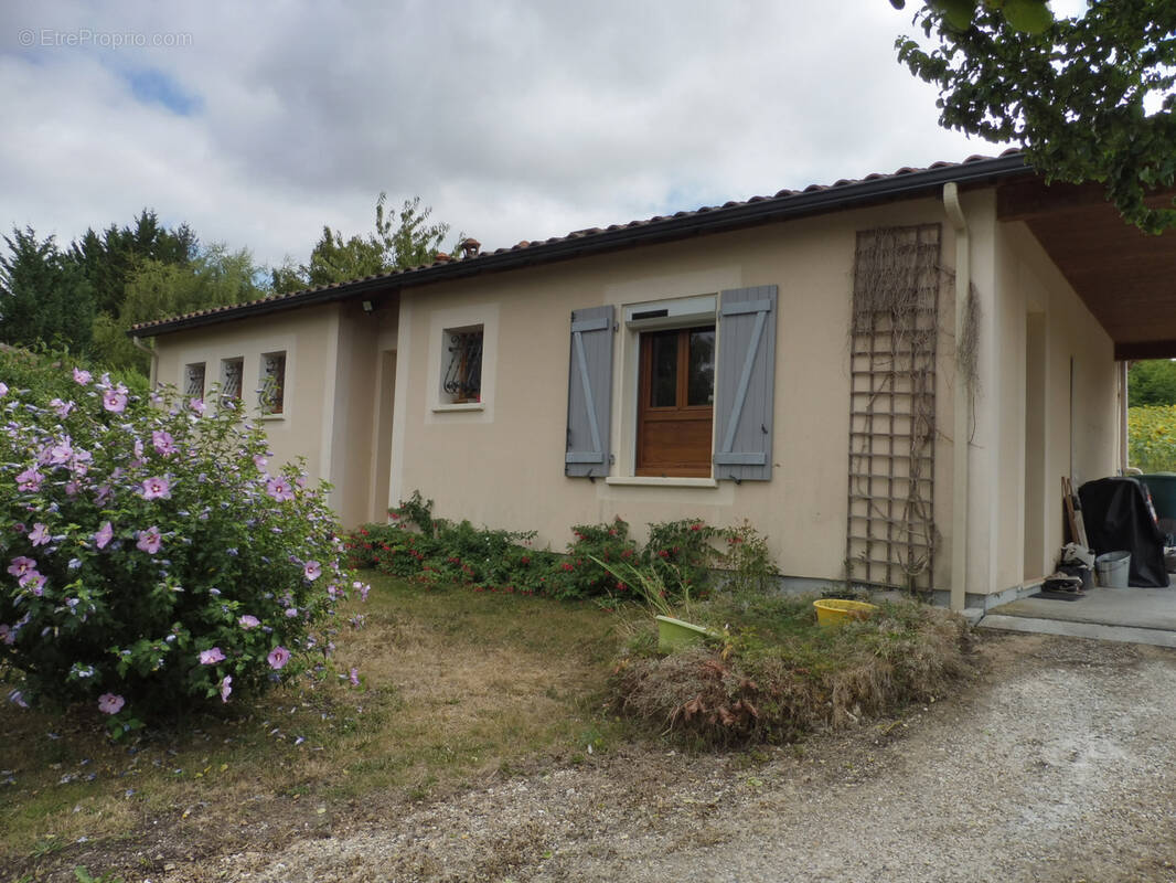 Maison à COUTURES