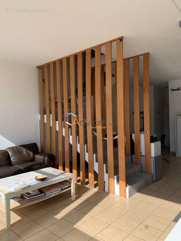 Commerce 98 m² à Joue-Les-Tours  - photo 2