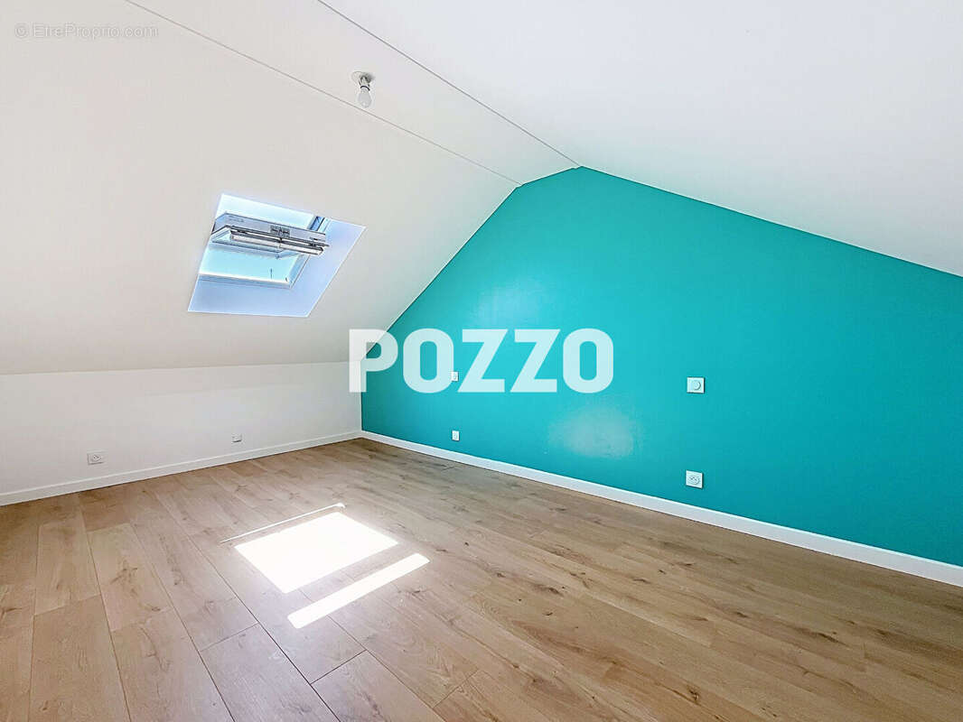 Vente : maison 6 pièces (115 m²) à SAINT PIERRE LANGERS (50530) - photo 14