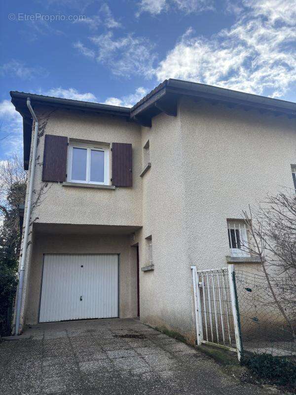 Maison à MANTHES