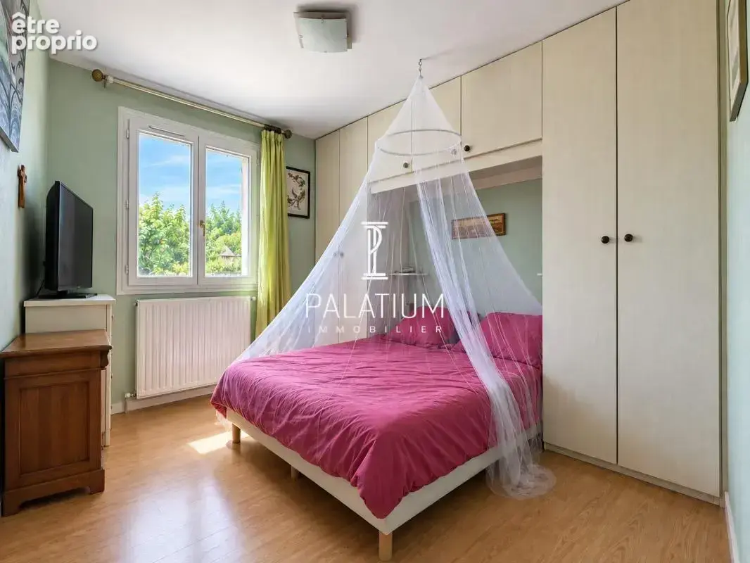 Espace et piscine : la maison de famille idéale - photo 23