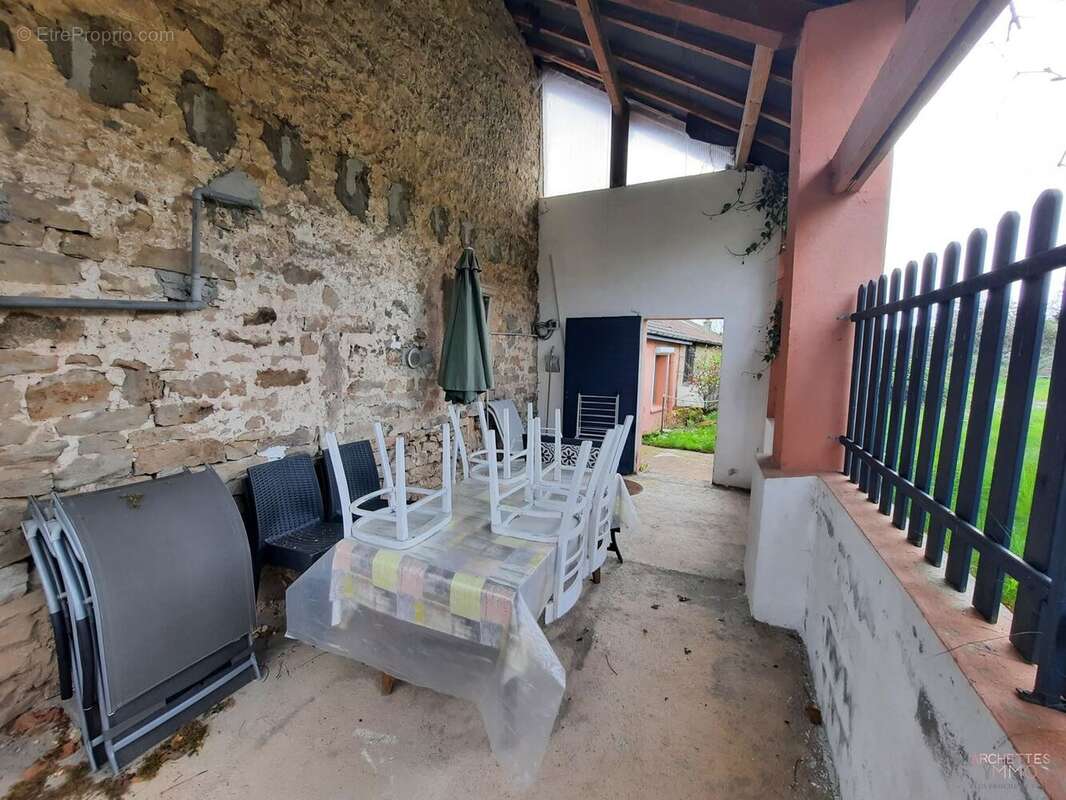 Appartement à BAINS-LES-BAINS